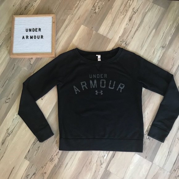 Under Armour Tops - Black Under Armour crew neck sweatshirt